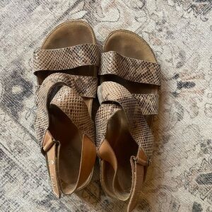 Clark’s Women's Brown Snakeskin Sandals